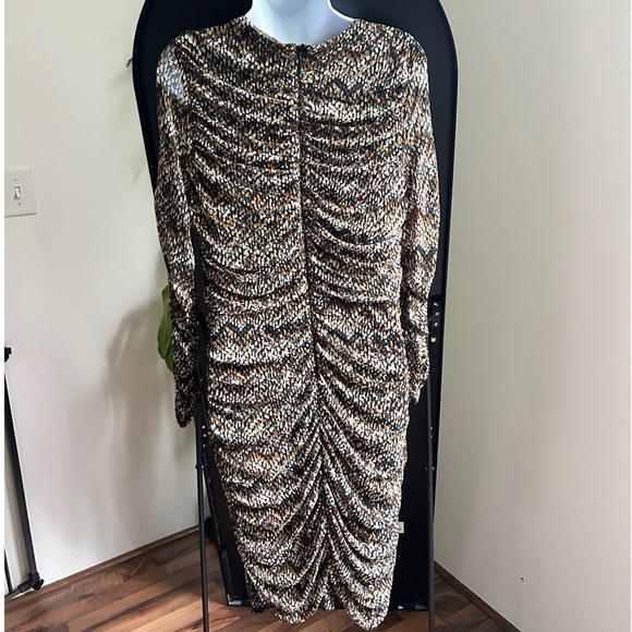 ✨3 for $18 ✨ NWT Elegant Plus-Size Multicolor Ruched Dress - Picture 3 of 6